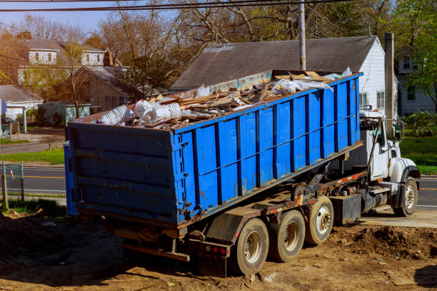 Best Yard Waste Removal  in Sullivan, IN